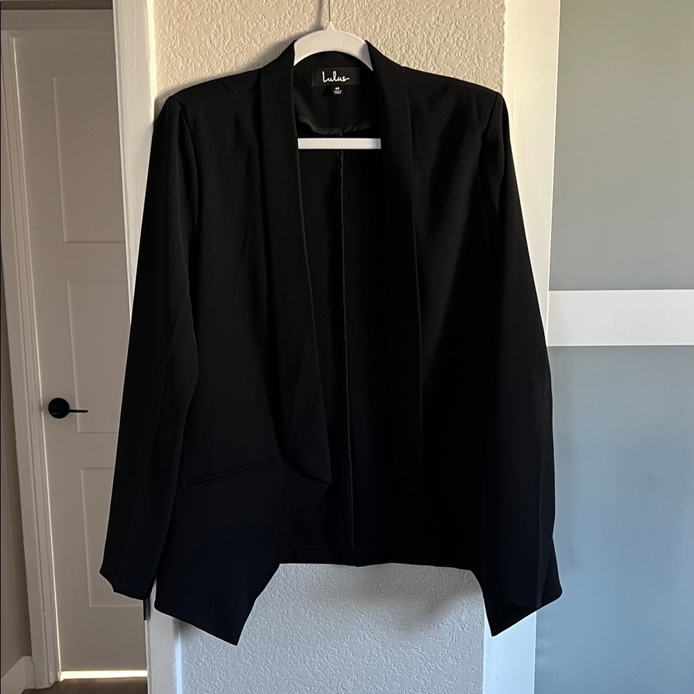 Lulu's Miss Punctuality Black Lightweight Blazer